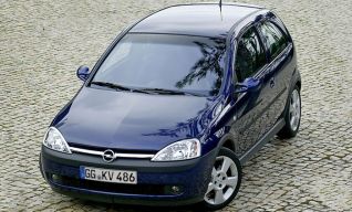 Corsa GSi 2003