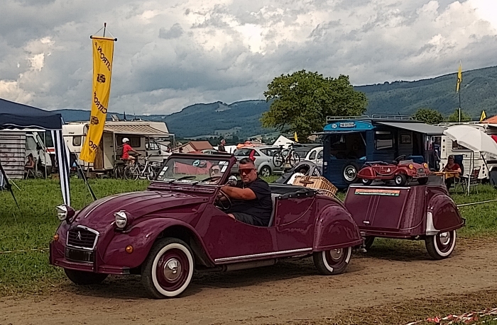 Citroën a fêté les 75 ans de son emblématique 2CV !