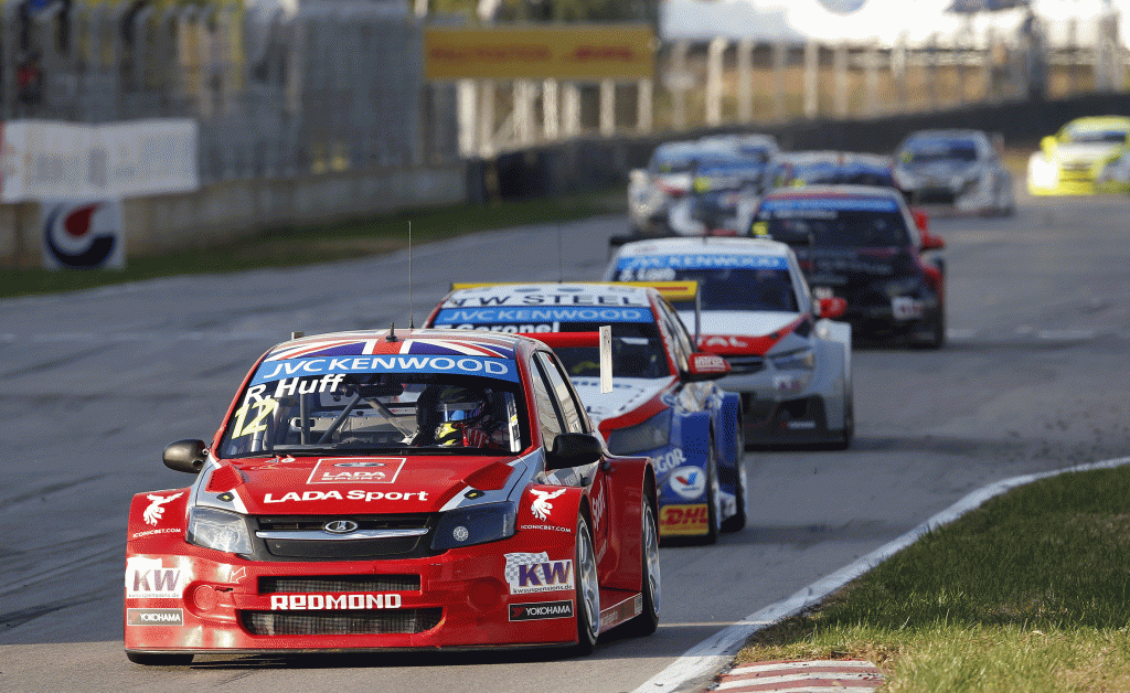 Huff en tête devant Coronel et Loeb