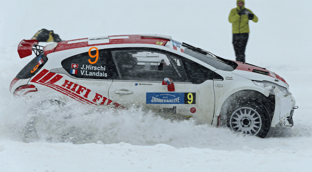 Jonathan Hirschi en mode chasse-neige