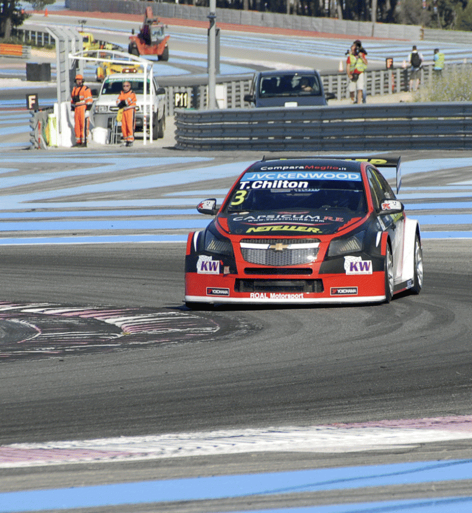 Tom Chilton dans le top 5   en qualifs'