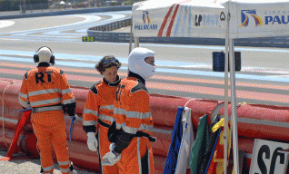 Les commissaires, sans eux pas de courses