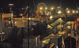 Ambiance nocturne au paddock