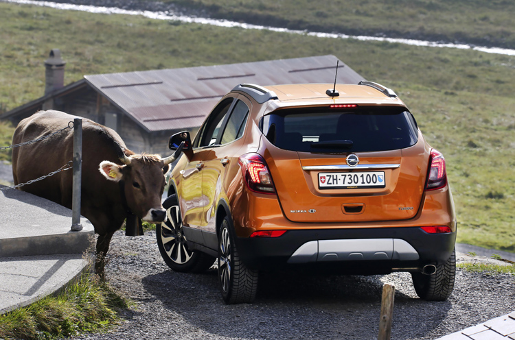 Opel Mokka X à l'aise sur le plancher des vaches...