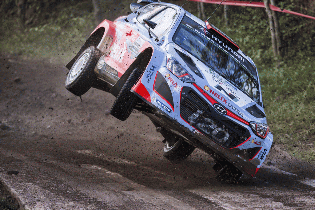 Dani Sordo (Hyundai) l'équilibriste