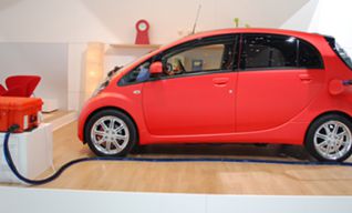 7. i-MiEV